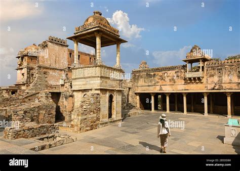Reliquias Del Palacio Rana Kumbha En El Histórico Fuerte Chittorgarh En