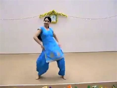 Pakistani Belly Dance By Mahi Video Dailymotion