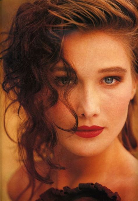 40 Gorgeous Portrait Photos Of Carla Bruni As A Fashion Model In The