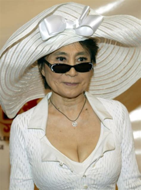 Celebrities And Famous Women Ono Yōko