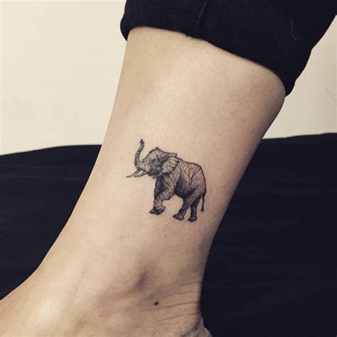 elefant tattoo gibt ihnen kraft 25 faszinierende ideen zenideen