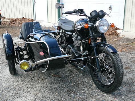 There's more to motorcycle sidecars than classic bmws and urals. Click to Close | Motorcycle sidecar, Sidecar, Cool bikes