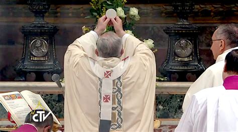 The Traditional Novus Ordo Mass Is Needed Now More Than Ever Complete