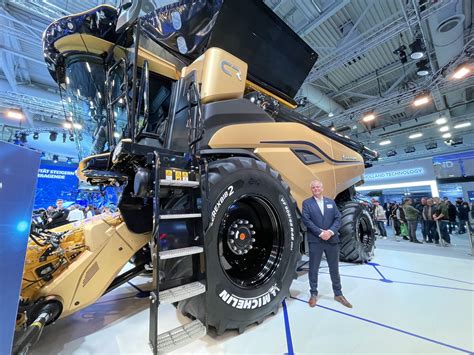 New Holland Unveils The Cr11 Combine At Agritechnica 23 Realagriculture
