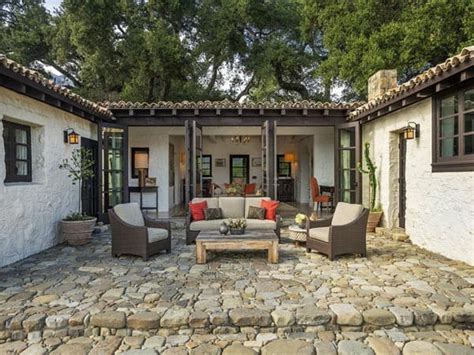 Each cable ready apartment includes a large living area, a fully equipped. Stunning Spanish-style hacienda ranch in Ojai