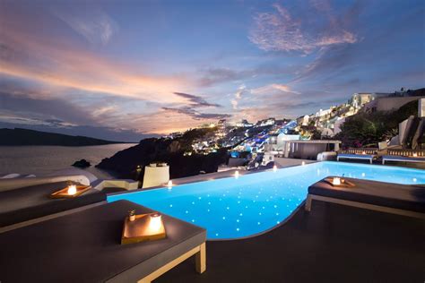 Katikies Hotel And Spa In Santorini Greece