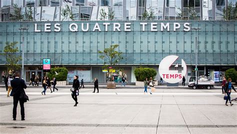 Paris Les Doutes Sont Levés Après L évacuation D Un Centre Commercial De La Défense France Bleu