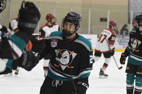 Nineteen Players With Ties To Jr Ducks Headed To Junior Hockey