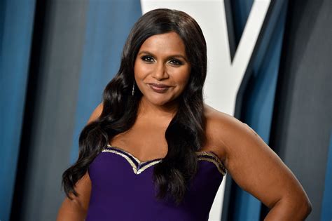 Saturday Night Live Mindy Kaling Had To Turn Down A Dream Job On The