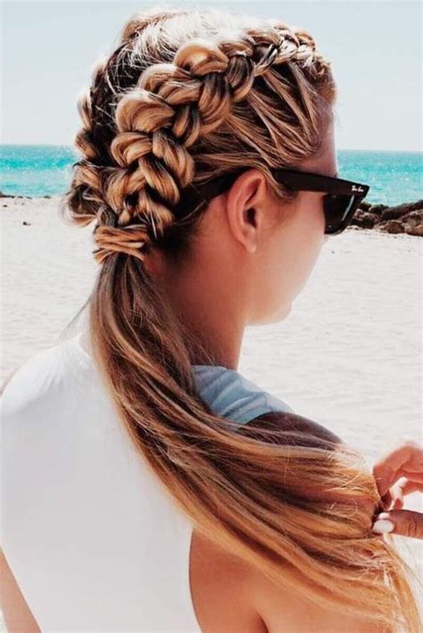 Cute And Easy Beach Hairstyles For The Summer Damp Hair Styles Hair