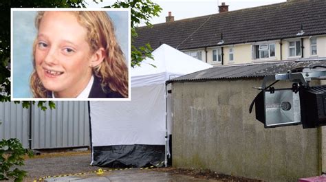Police Search Garages In Hunt For Body Of Murdered Schoolgirl Danielle
