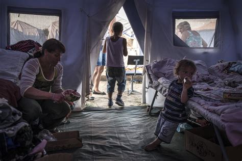 Shellshocked Ukrainians Flee To New Lives In Russia The New York Times