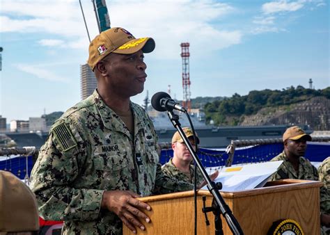 Dvids Images Uss John Finn Ddg 113 Conducts Change Of Command