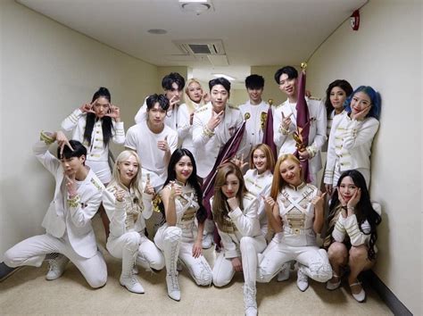 Mamamoo X Backup Dancers Ig Horangz Mamamoo Rbw Entertainment