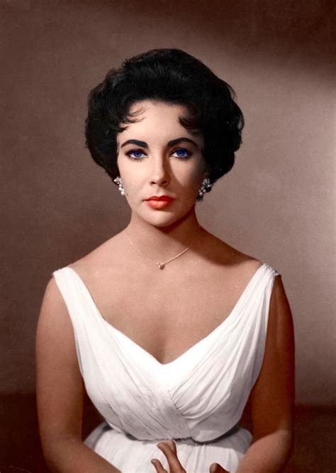 Elizabeth Taylor In Cat On A Hot Tin Roof 1958