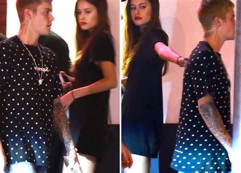 Pics Justin Biebers Mystery Girl Spotted Getting Flirty With Brunette In La Hollywood Life