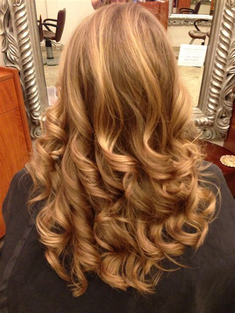 This beautiful style has tight side swept twists and voluminous curls.beautiful contrast between sleek hair and sexy curls gives every face an attractive look. Soft bouncy curls | Bride hair styles/Bouncy Curls | Pinterest