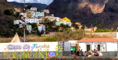 Casa rural los aromos (hermigua). LA GOMERA ISLAND (Canary Islands): Casa La Familia closed down