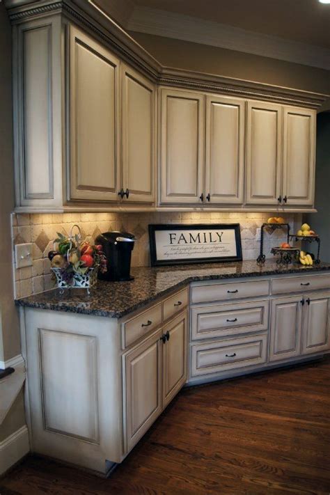 How To Paint Antique White Kitchen Cabinets Image To U