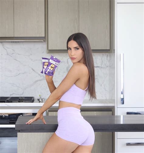 Instagrams Most Influential Fitness Trainer Jen Selter