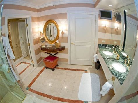 Best Hotel Bathrooms In Las Vegas