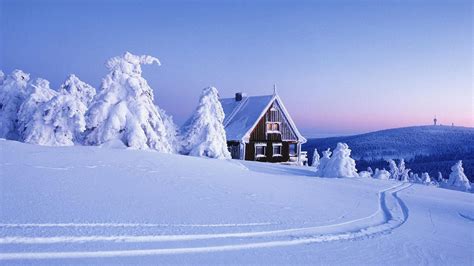 Download Wallpaper 1920x1080 Lodge Snow Traces Winter Cover