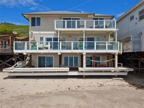 Video Tour The Ultimate Malibu Beach House For The A List Set The Agency
