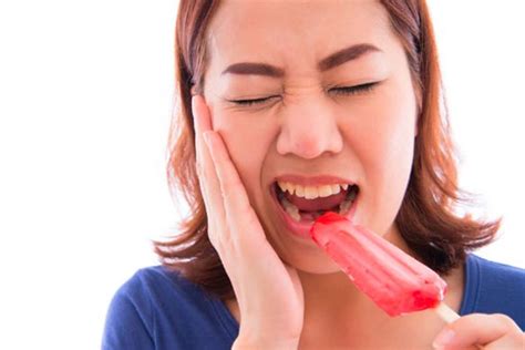 Why You Should Never Ignore Gum Sensitivity Twentyonedental