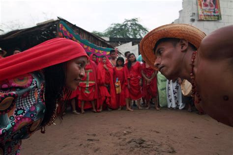 Así Vive La Tribu Indígena Wayuú En El Corazón De La Guajira Entre