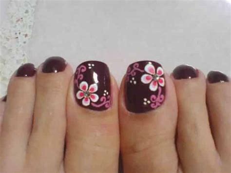 En este tutorial les traigo el paso a paso de un diseño en pies de flores y encajes super facil y hermoso con el cual vas a sorprender a. 7 diseños de uñas para pies para estar mas linda - Mujeres Femeninas