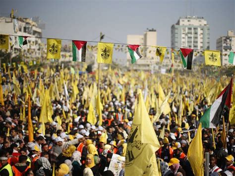 Fatah and hamas are palestinian based organizations and hezbollah is based in lebanon so a fatah does not believe that israel needs to be destroyed whereas hamas believes that it needs to. Hamas rival Fatah party stages first Gaza rally since 2007 ...