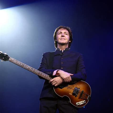 Listen to music by paul mccartney on apple music. Paul McCartney's Guitars, Basses, Pedalboard & Amps ...