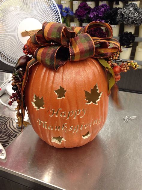 30 Easy Thanksgiving Pumpkin Carving