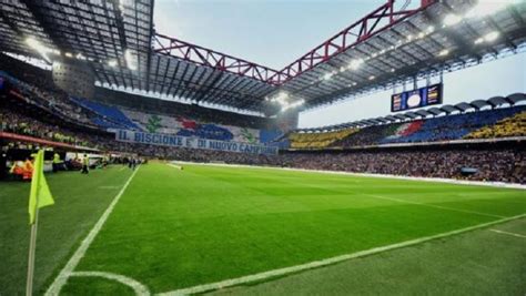 Sebelum menggunakan stadion ini, inter selalu menggunakan stadion arena. Sepakat Robohkan San Siro, AC Milan dan Inter Bersama-sama ...