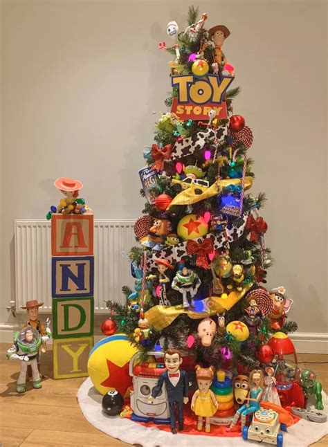 Disney Obsessed Mum Creates Incredible Toy Story Christmas Tree For Her