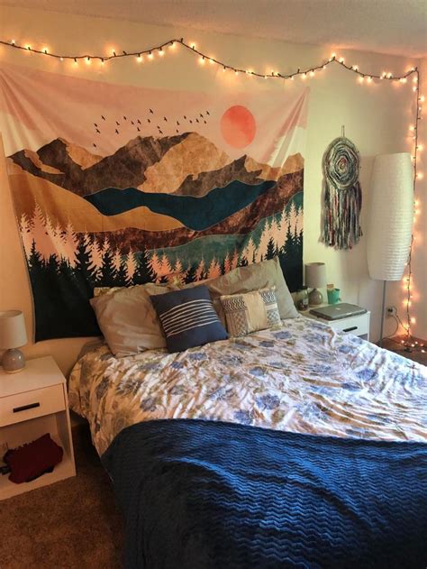 Mintuyen | thanks for 10k you're incredible! Red Sun Peak Aesthetic Wall Tapestry | Room inspiration ...