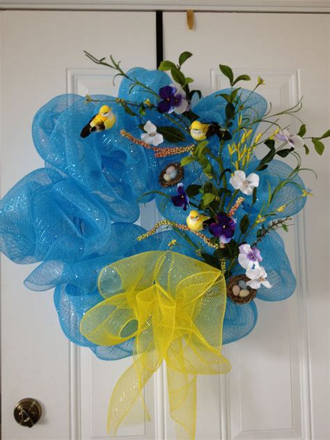 Plus, they play up the vibe that your other decor has established. Blue bird decorative mesh wreath! | Mesh wreaths, Spring ...