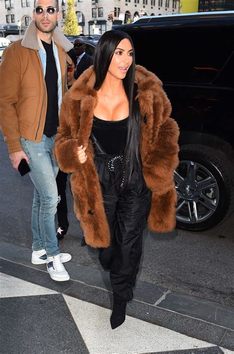 Kim Kardashian In Brown Fur Coat 02 Gotceleb