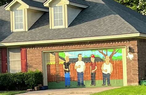 texans praise iconic ‘king of the hill garage on reddit