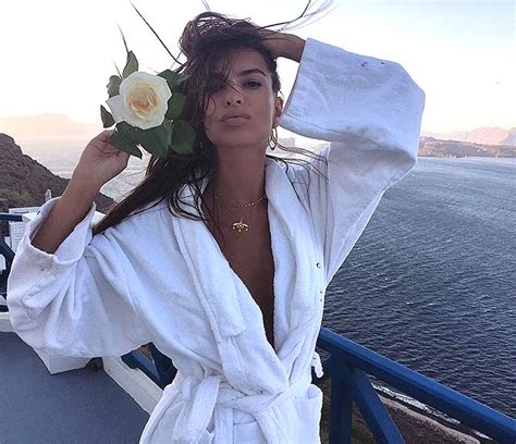 10 Models To Follow On Instagram Right Now Get Ahead