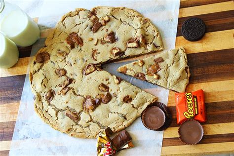Sign up for an account and collect digital coupons and save! Giant Cookie Recipe | Food Apparel