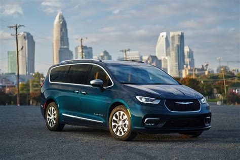 Good Housekeeping Recognizes The 2021 Pacifica Hybrid As The Best