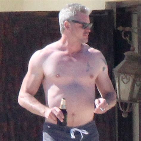 Eric Dane Shows Off His Buff Body In Mexico See The Pic E Online