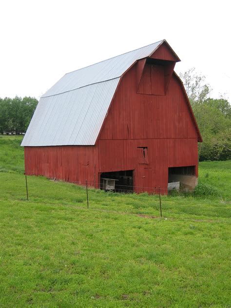 File:Indiana barns.jpg - Wikimedia Commons