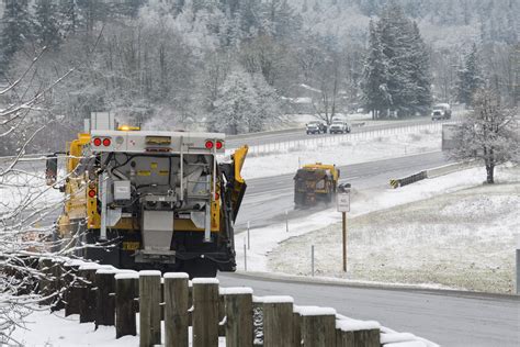 Clearing The Road Plow Drivers Clear The Road During A Win Oregon
