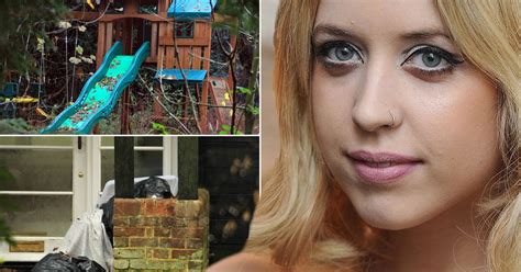 Peaches Geldofs £1million Ghost House Lies Empty With Just A Pram Parked By The Door Mirror