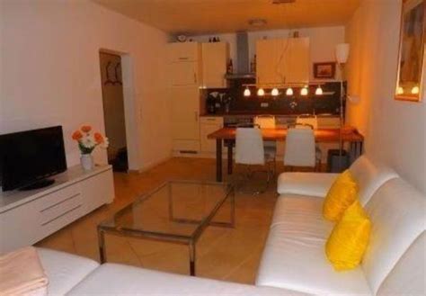 One bedroom flat with bathroom, fully equipped kitchen and a balcony. Wohnung Etagenwohnung mieten in Berlin - Vermietung 2 ...