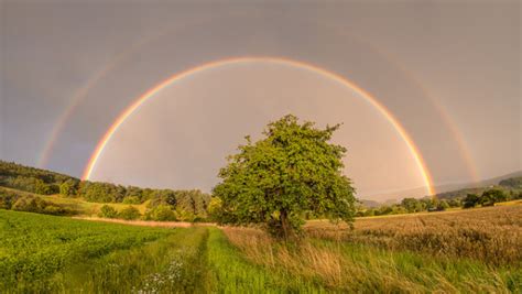 17 Breathtaking Photos Of Rare Double Rainbows