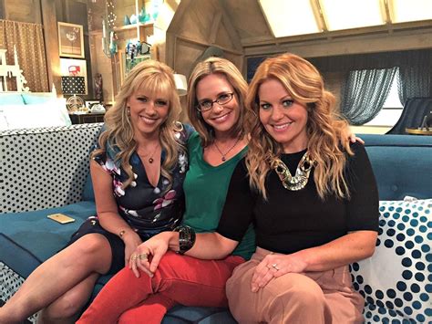 candace cameron bure jodie sweetin and andrea barber reveal new secrets about full house