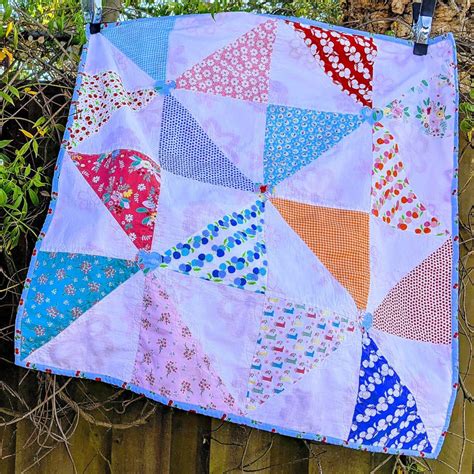 Pinwheel Layer Cake Baby Quilt New Quilters
